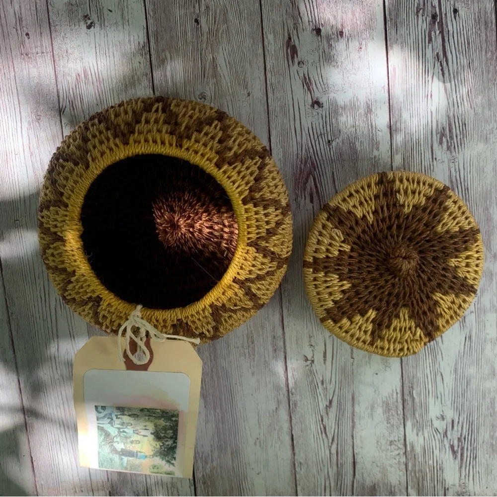 Zienzele Zimbabwean African Handmade Hand Crafted Basket With Lid 2 Inches tall